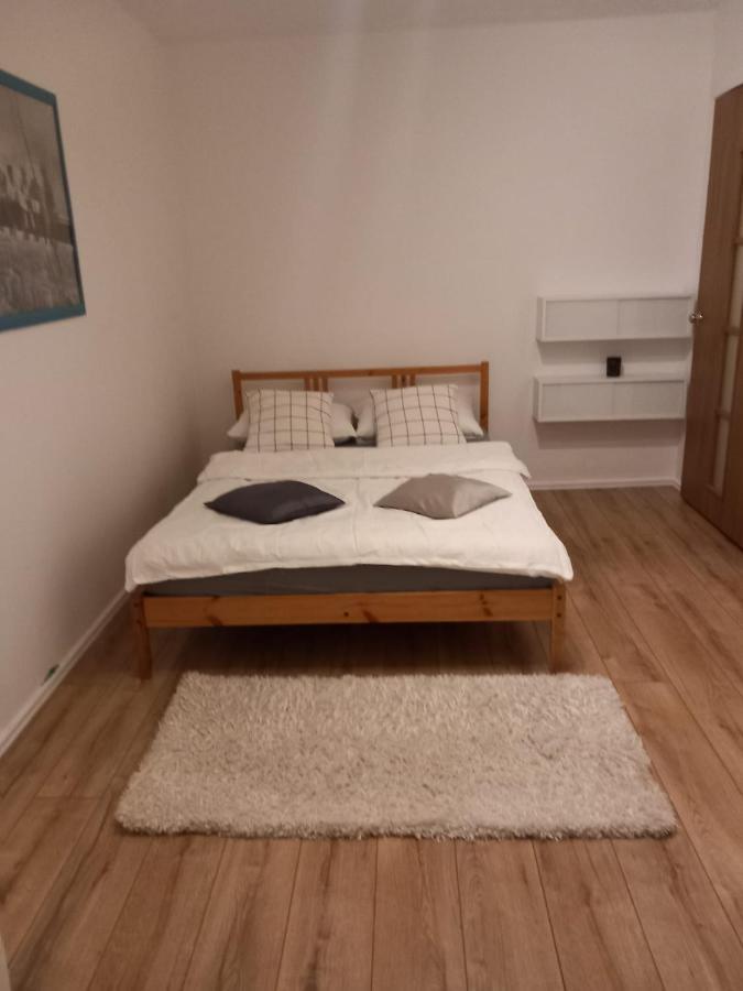 Warta Piastowskie Apartament Poznań Exterior foto